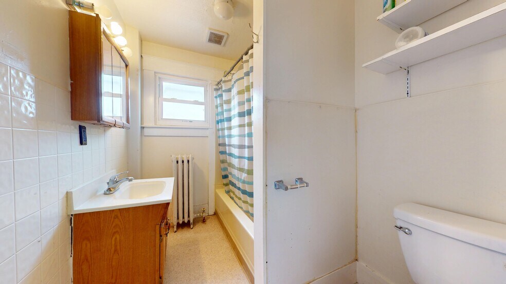 More Photos Of 214 Delaware Ave, Ithaca Apartments For Sale