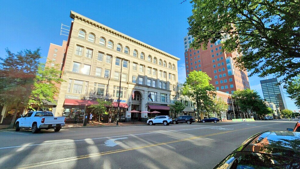 Primary Photo Of 806-814 Elm St, Manchester Office For Lease