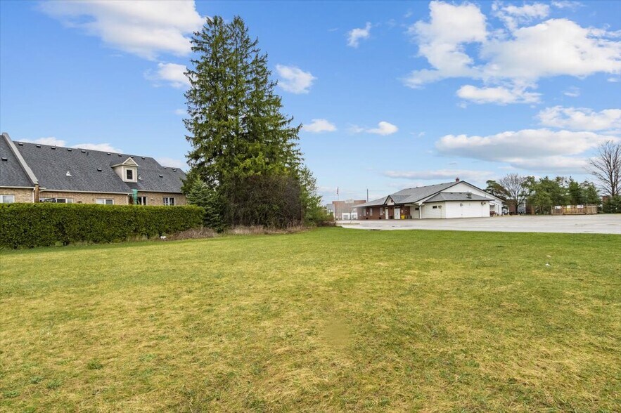 More Photos Of 21 Niagara Dr, Oshawa Land For Sale