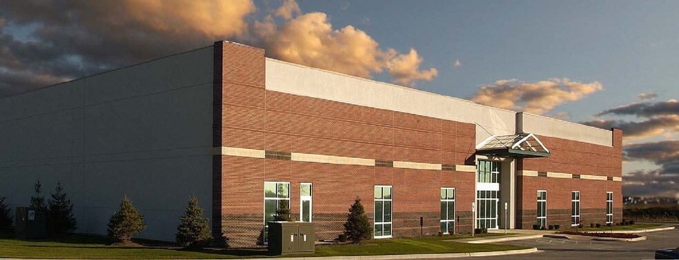 Primary Photo Of 9100 Fallview Dr, Fishers Office For Sale