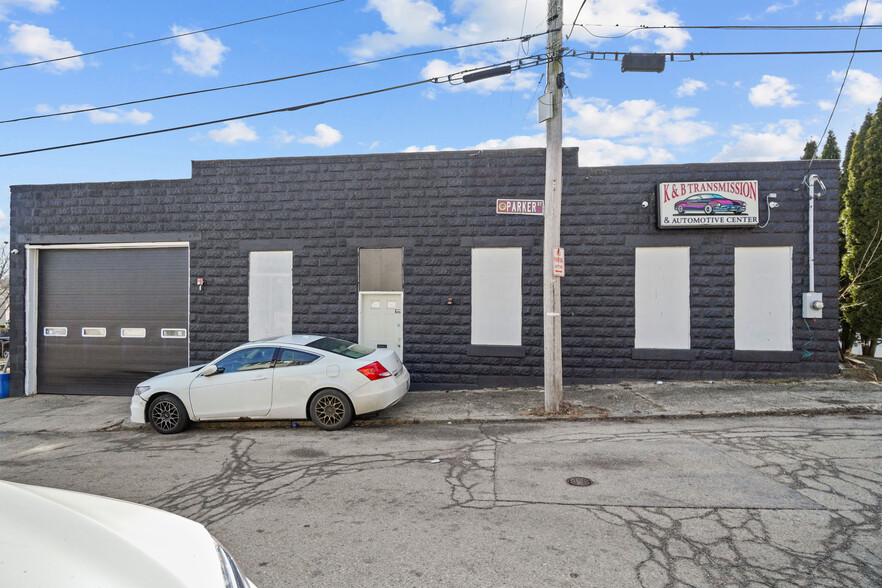 Primary Photo Of 72 PARKER St, Woonsocket Auto Repair For Sale