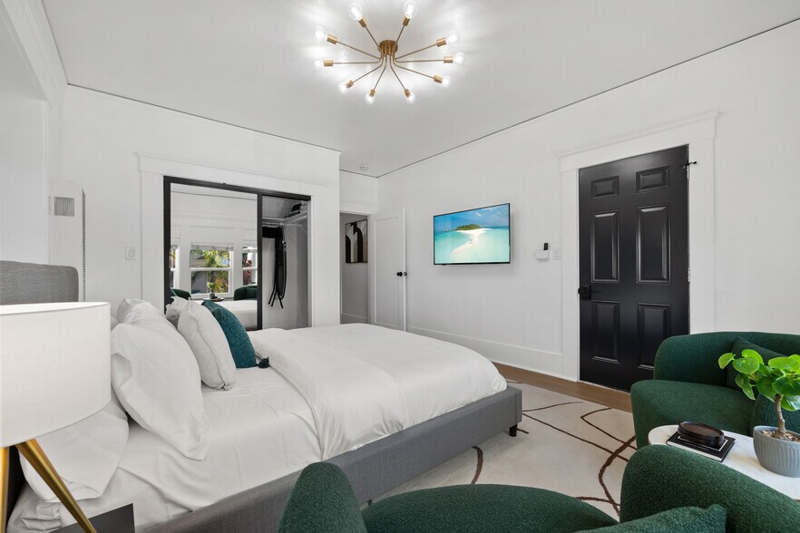 More Photos Of 1055 21st Street, San Diego Apartments For Sale