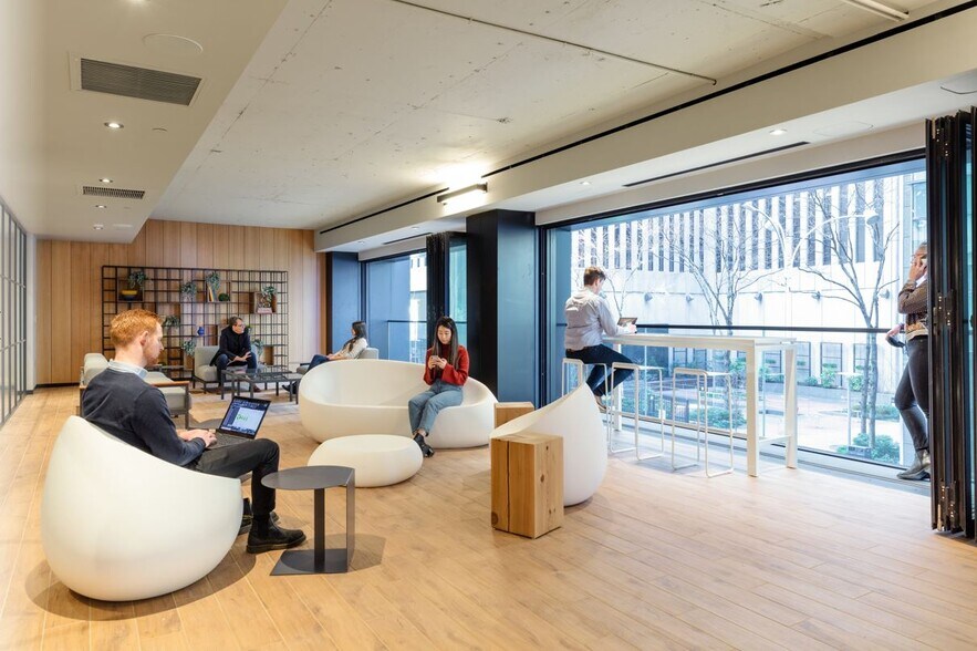 More Photos Of 135 W 50th St, New York Office For Lease