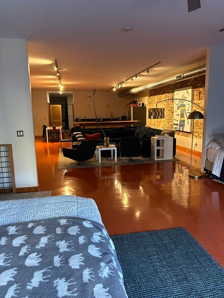 More Photos Of 28 N Lexington Ave, Asheville Storefront Retail Residential For Sale