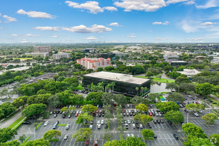 More Photos Of 6301 NW 5th Way, Fort Lauderdale Office For Lease