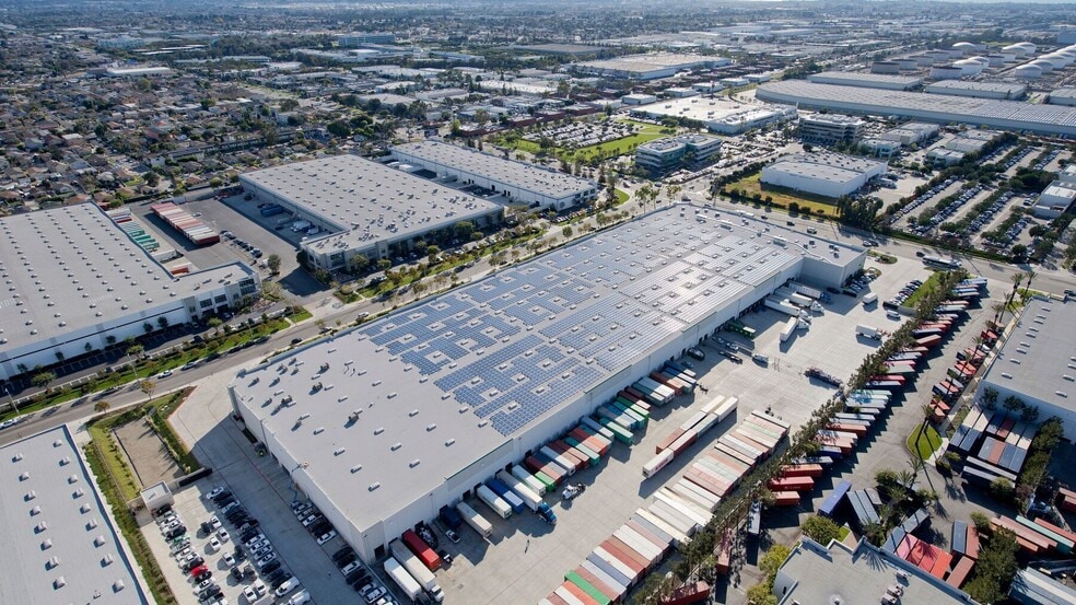 More Photos Of 20000 S Western Ave, Torrance Distribution For Lease