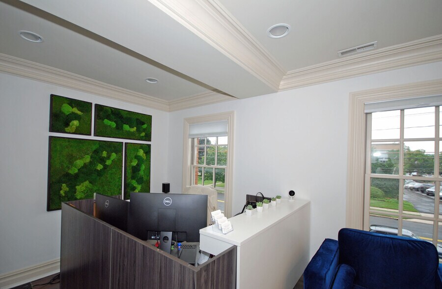 More Photos Of 21 W High St, Somerville Office For Lease