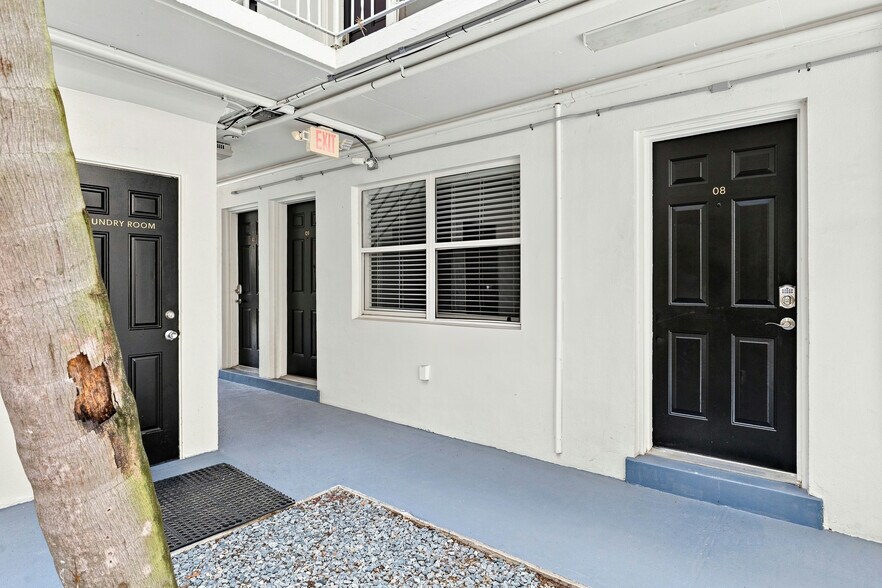 More Photos Of 425 2nd St N, Saint Petersburg Apartments For Sale