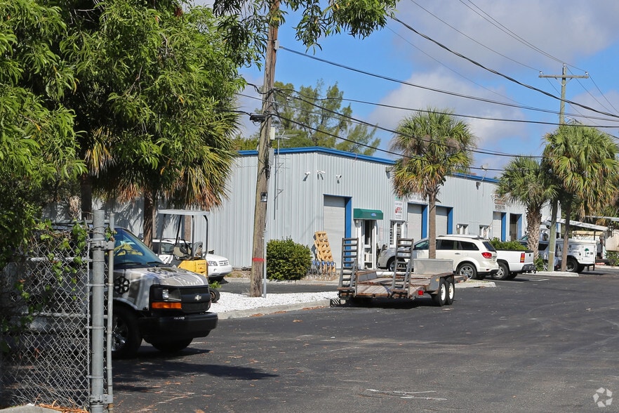 Primary Photo Of 3745 S Congress Ave, Lake Worth Warehouse For Lease