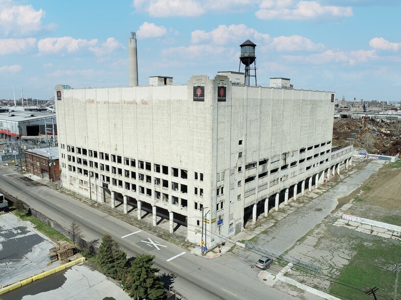More Photos Of 1921 E Ferry St, Detroit Warehouse For Sale