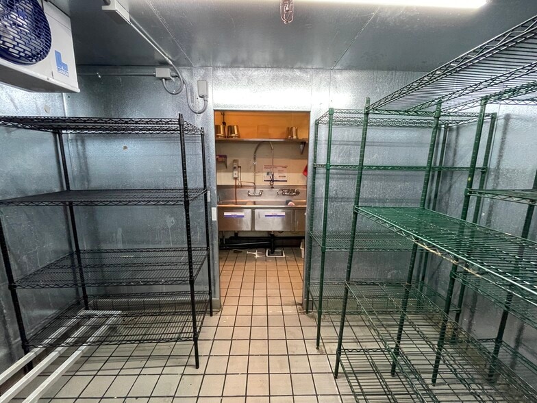 More Photos Of 6011 El Cajon Blvd, San Diego Freestanding For Lease