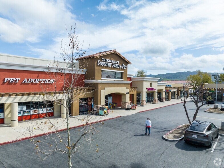 More Photos Of 1784-1930 Erringer Rd, Simi Valley Unknown For Lease