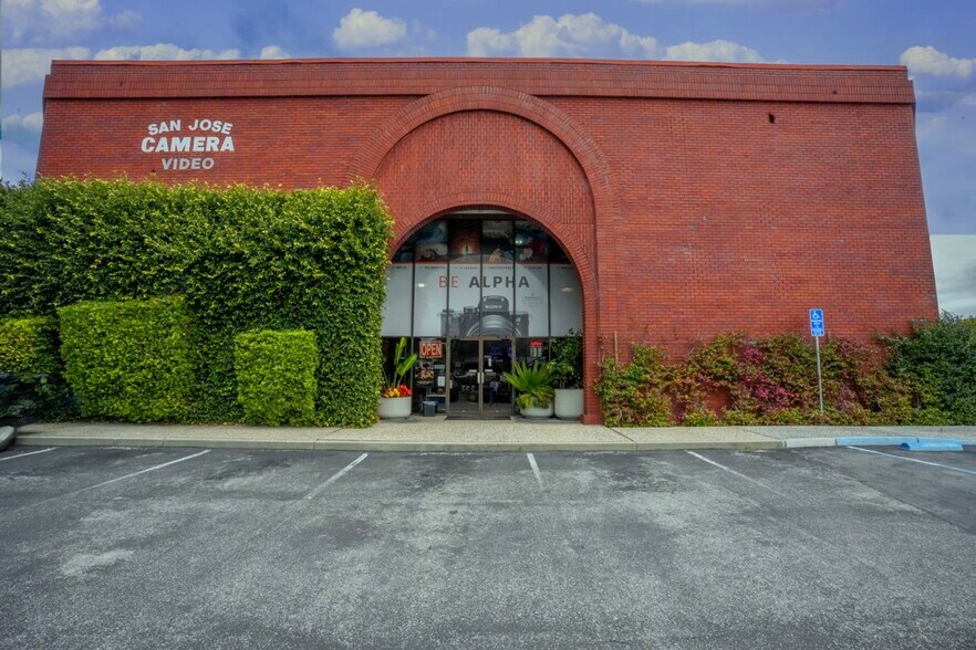 More Photos Of 1600 Winchester Blvd, Campbell Freestanding For Sale