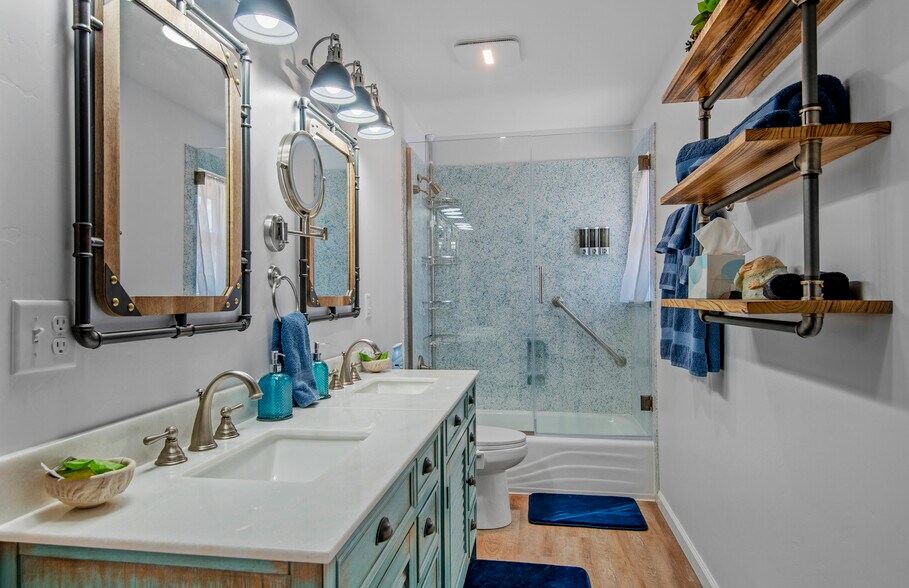 More Photos Of 303 W Juniper Ave, Flagstaff Hospitality For Sale