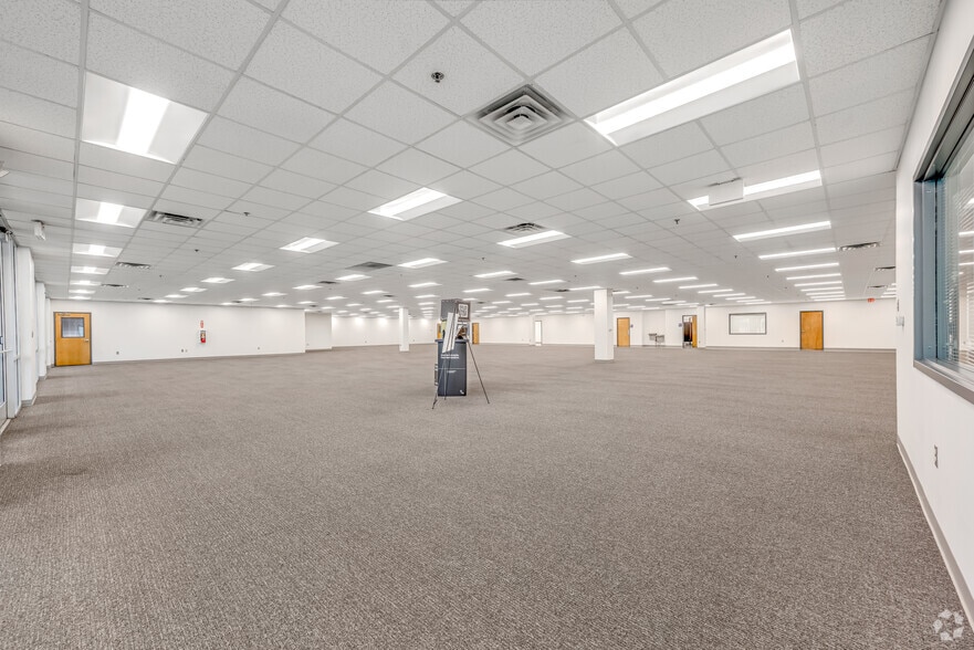 More Photos Of 4300 S Fulton Pky, Atlanta Warehouse For Lease