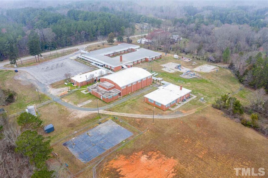 More Photos Of 8176 Nc Highway 96, Oxford Manufacturing For Sale