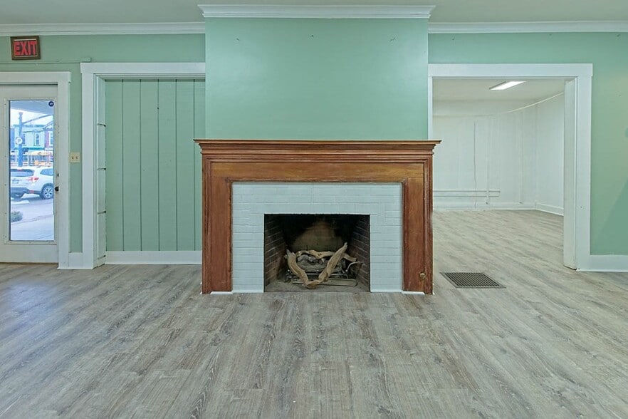 More Photos Of 7 E. Water St, Troy Storefront Retail Office For Lease