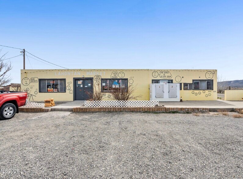 More Photos Of 1375 E Fir St, Silver Springs Convenience Store For Sale