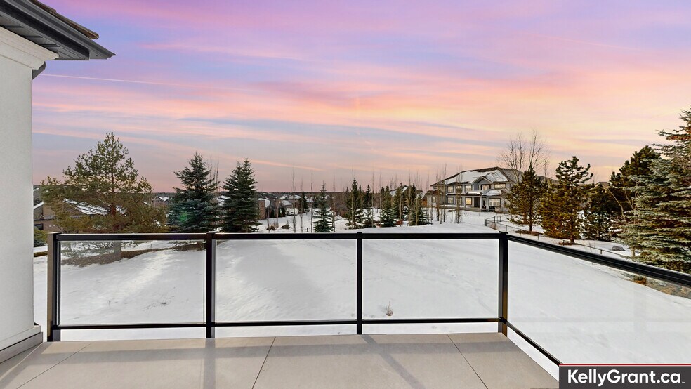 More Photos Of 136 River Heights Ln, Sturgeon County Multifamily For Sale
