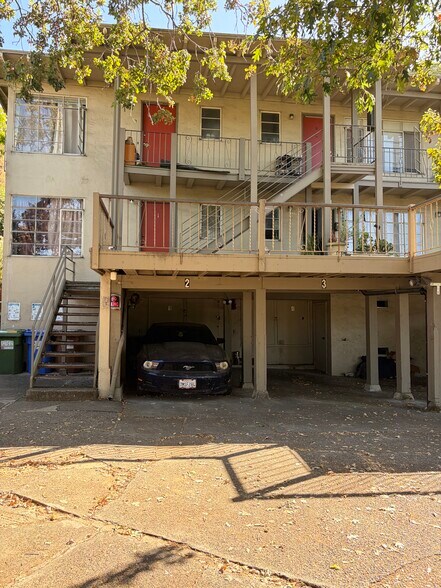 More Photos Of 129 Woodland Ave, San Rafael Apartments For Sale