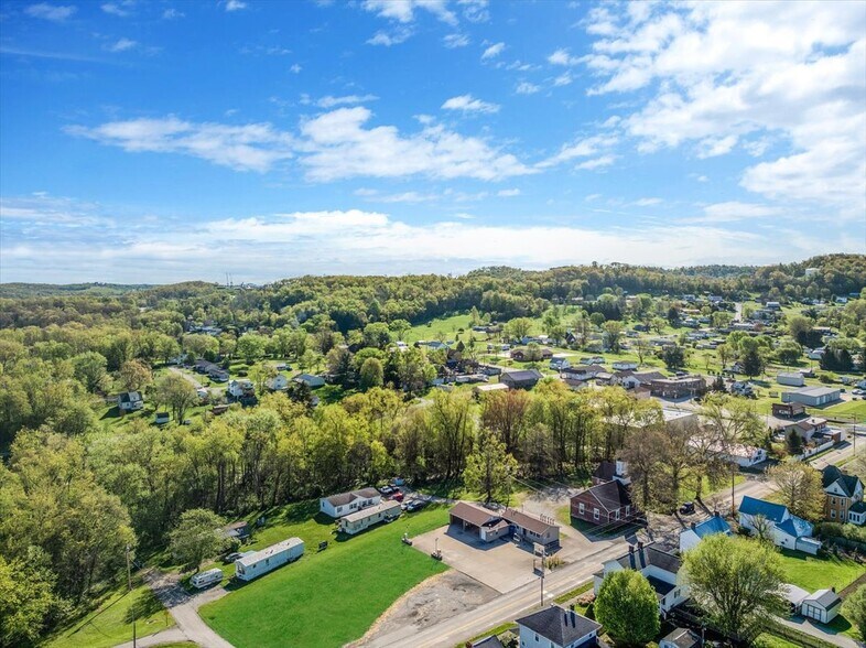 More Photos Of 212 Pine St, Jefferson Carwash For Sale