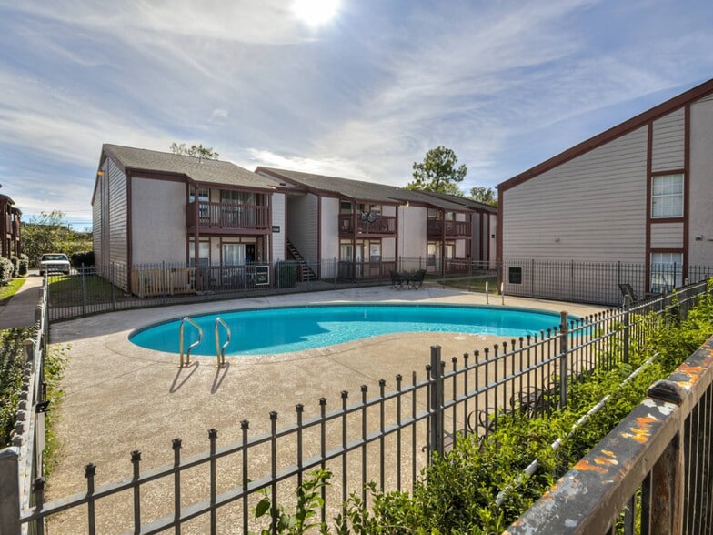 More Photos Of 1054 E 57th Pl, Tulsa Apartments For Sale