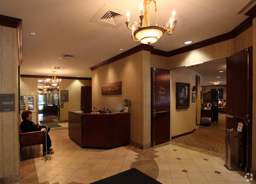 More Photos Of 100 N Humphreys Blvd, Memphis Office For Sale