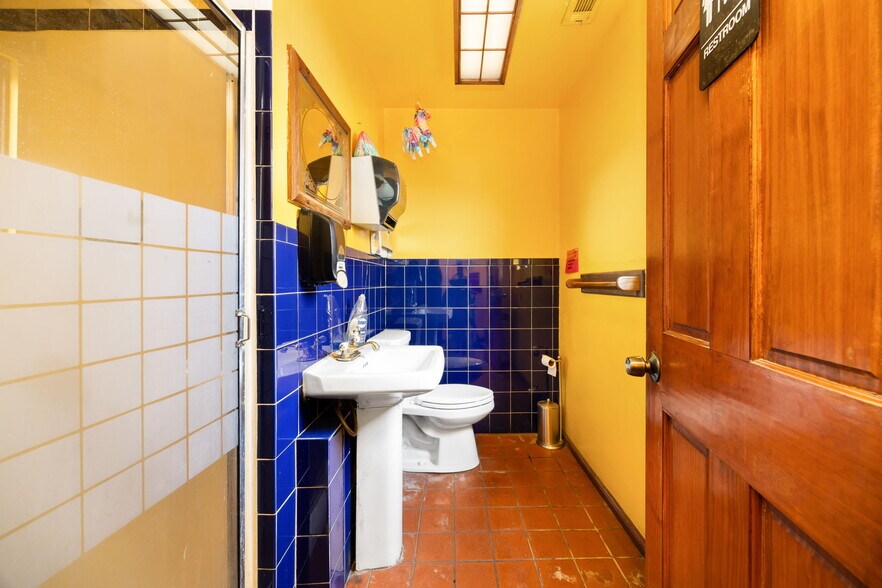 More Photos Of , Santa Ana Unknown For Sale