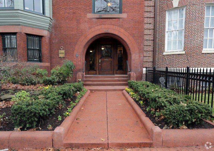 More Photos Of 1604-1606 New Hampshire Ave NW, Washington Office For Lease