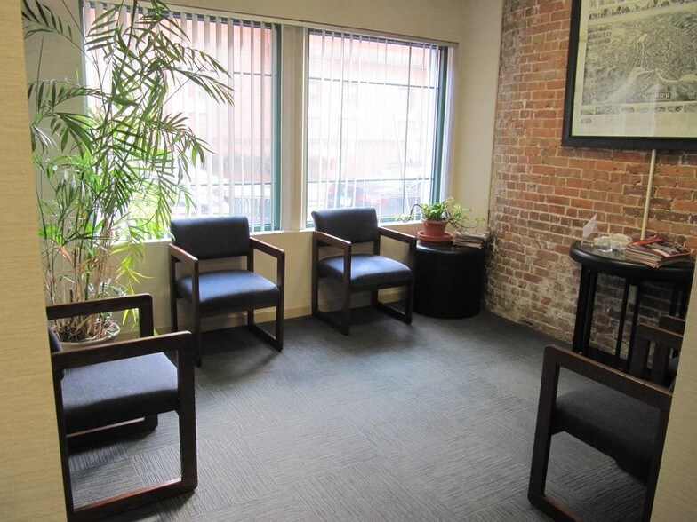 More Photos Of 138-146 Main St, Norwich Office Residential For Lease