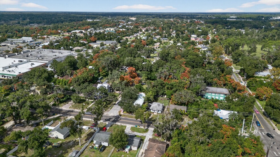 More Photos Of 237 E Plymouth Ave, Deland Freestanding For Sale