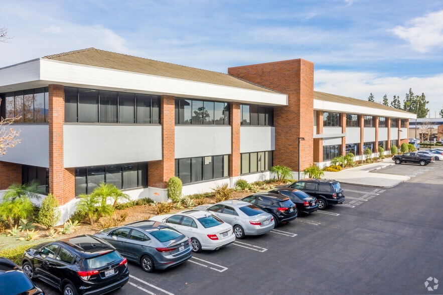 More Photos Of 23832 Rockfield Blvd, Lake Forest Medical For Sale