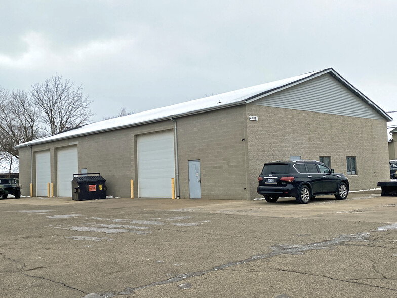 Primary Photo Of 1388 Comstock St, Marne Manufacturing For Lease