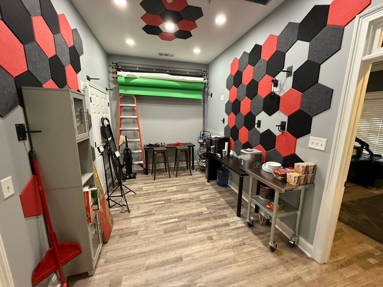 More Photos Of 1275 Shiloh Rd, Kennesaw Office For Lease