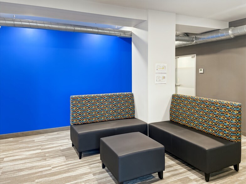 More Photos Of 1087 Elm St, Manchester Coworking Space