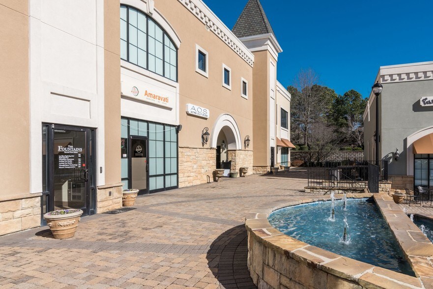 More Photos Of 8145 Ardrey Kell Rd, Charlotte Office Residential For Lease