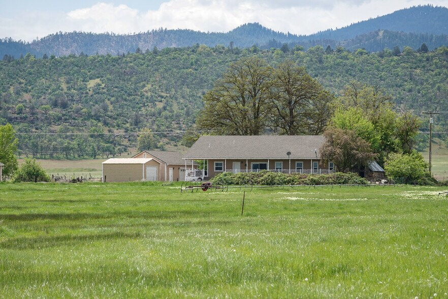 More Photos Of 704 S Phillipe Ln, Montague Land For Sale