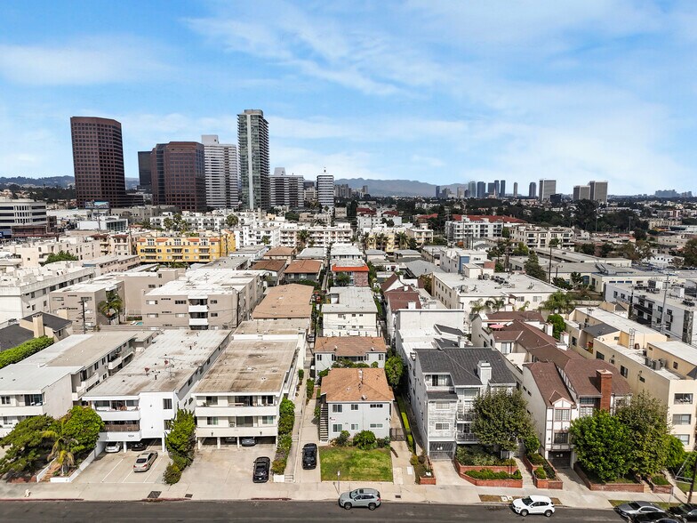 More Photos Of 1246 S Saltair Ave, Los Angeles Apartments For Sale