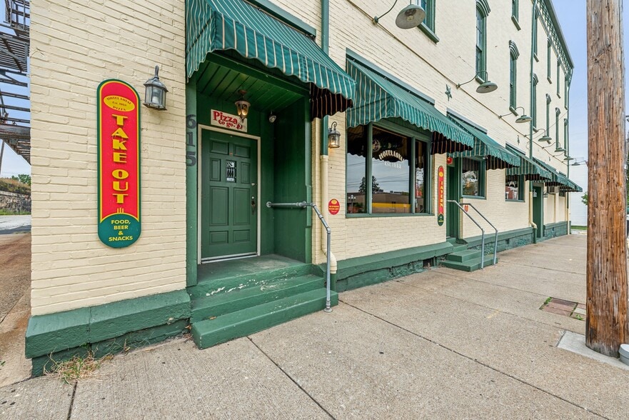 More Photos Of 615 Ligonier St, Latrobe Restaurant For Sale