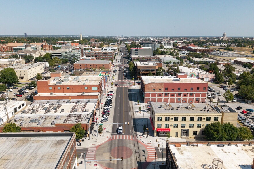 More Photos Of 111 NW 8th St, Oklahoma City Office For Sale