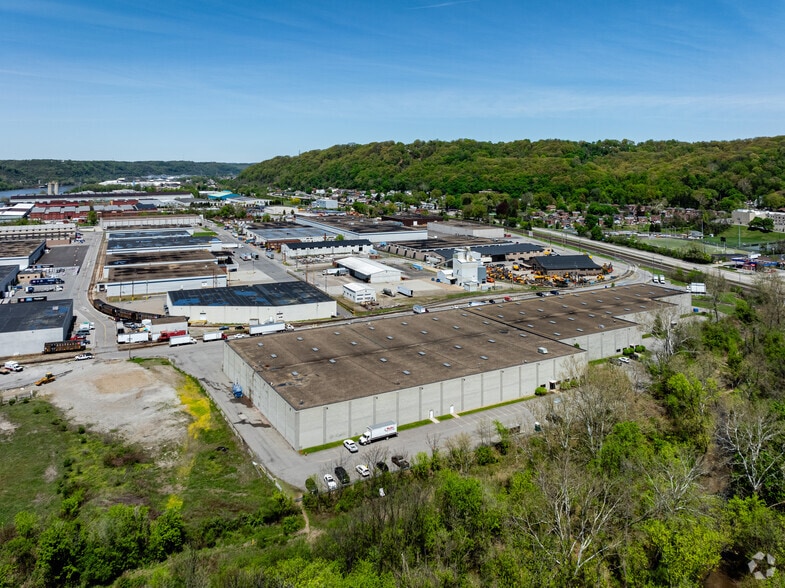 More Photos Of 13 Avenue B, Leetsdale Unknown For Lease