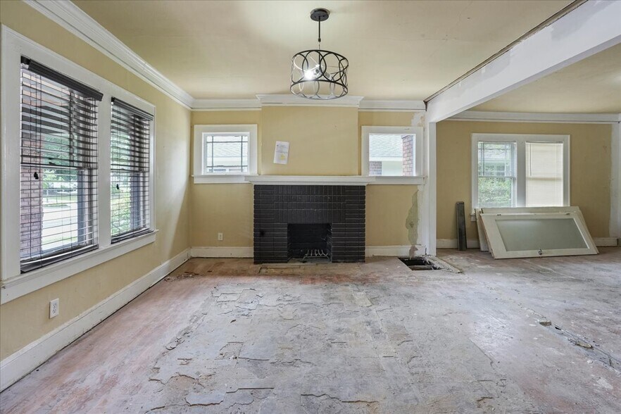 More Photos Of 2741 Church St, Atlanta Office Residential For Sale
