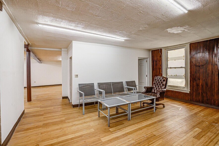 More Photos Of 216 E Main St, Batavia Storefront Retail Residential For Sale