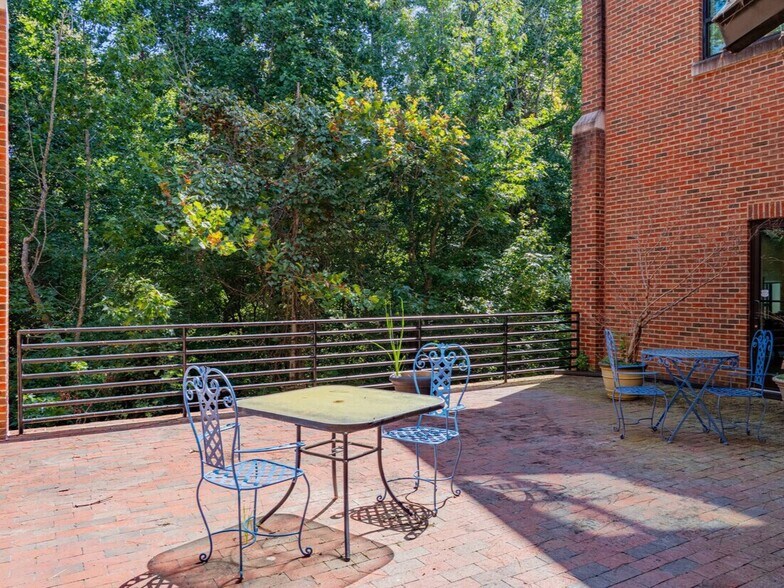 More Photos Of 610 Jones Ferry Rd, Carrboro Medical For Sale