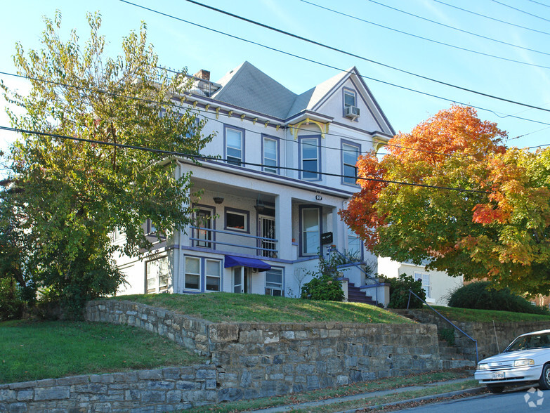 Primary Photo Of 917 1st St SW, Roanoke Apartments For Sale