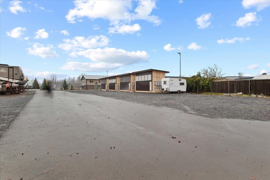 More Photos Of 1410 S Township Rd, Canby Warehouse For Sale