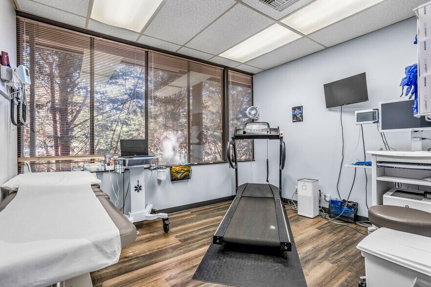 More Photos Of 7511 W Arrowhead Ave, Kennewick Office For Lease