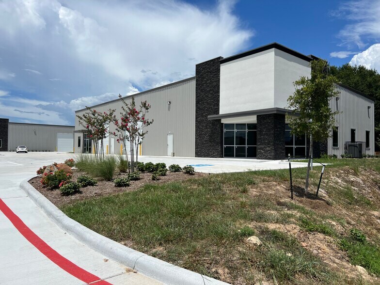 More Photos Of 19956 Franz Rd, Katy Unknown For Lease