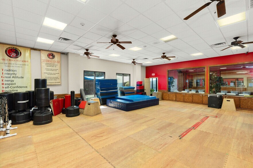 More Photos Of 3383 FM 518 Rd E, League City Freestanding For Sale