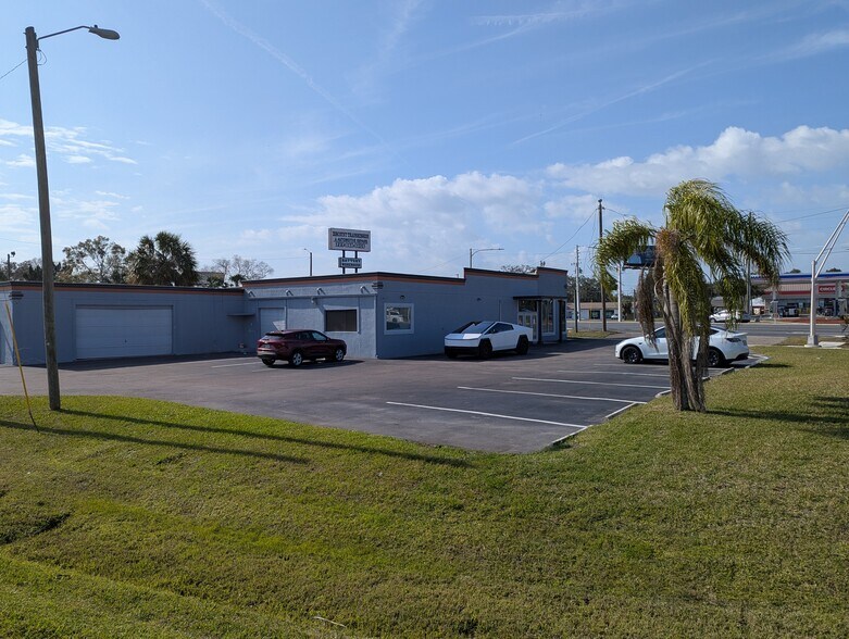 More Photos Of 7940 Grand Blvd, Port Richey General Retail For Sale